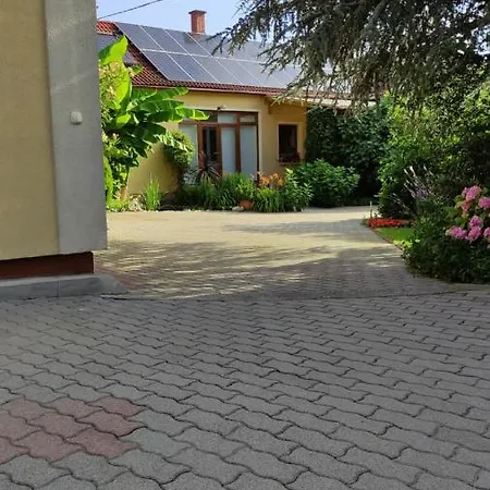 Eckhardt Vendeghaz
