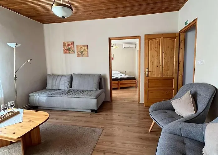 Eckhardt Vendeghaz Pensionat Villány